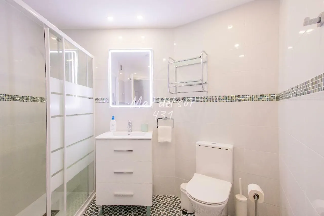 Mar del Sur Apartamentos- Piscina y Playa - PARKING GRATIS - EXCELENTE CONEXIÓN WIFI Benalmádena Apartamento
