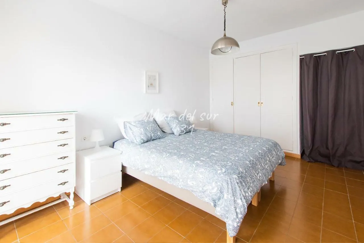 Mar del Sur Apartamentos- Piscina y Playa - PARKING GRATIS - EXCELENTE CONEXIÓN WIFI Benalmádena Apartamento